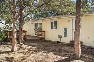 1015 SE Valleywood Pl, Bend, OR 97702 - Photo 44