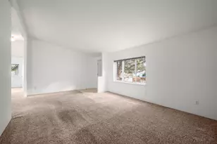 1015 SE Valleywood Pl, Bend, OR 97702 - Photo 38