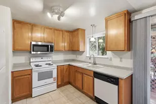 1735 NE Wichita Way, Bend, OR 97701 - Photo 30