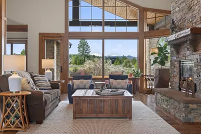 19345 Roswell Drive, Bend, OR 97702 - Photo 4