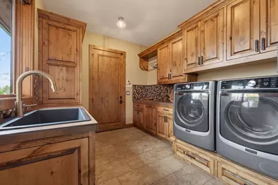19345 Roswell Drive, Bend, OR 97702 - Photo 30