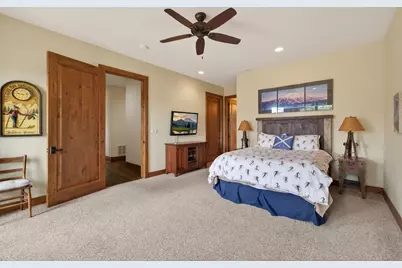 19345 Roswell Drive, Bend, OR 97702 - Photo 20