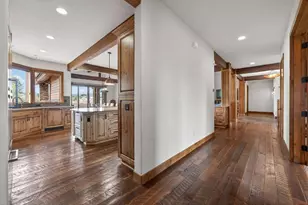 19345 Roswell Dr, Bend, OR 97702 - Photo 22