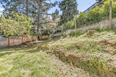 430 Ashland Street, Ashland, OR 97520 - Photo 32