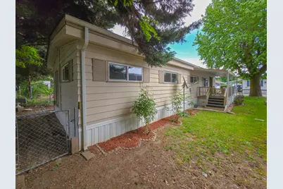 443 Ashwood Drive, Grants Pass, OR 97526 - Photo 32