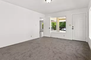 5333 Hilldale St, Klamath Falls, OR 97603 - Photo 12