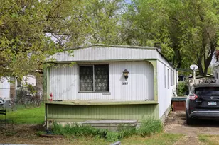 2685 Avenue A, White City, OR 97503 - Photo 2