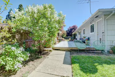 372 Garfield Street, Medford, OR 97501 - Photo 34