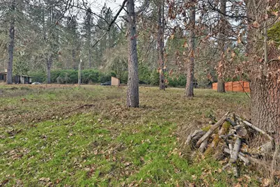 1329 W Evans Creek Road, Rogue River, OR 97537 - Photo 10