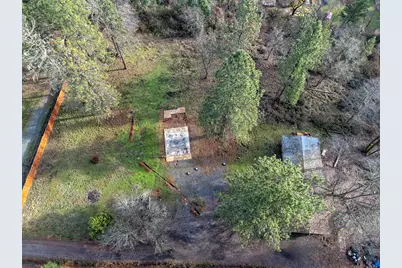 1329 W Evans Creek Road, Rogue River, OR 97537 - Photo 2