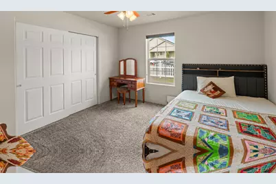 628 Barton Road, Eagle Point, OR 97524 - Photo 16