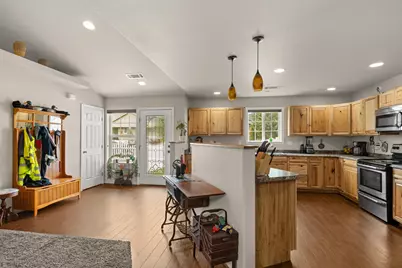 628 Barton Road, Eagle Point, OR 97524 - Photo 12