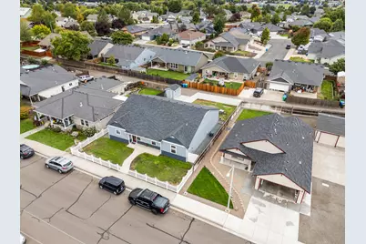 628 Barton Road, Eagle Point, OR 97524 - Photo 32