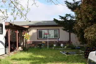 2885 Avenue A, White City, OR 97503 - Photo 1