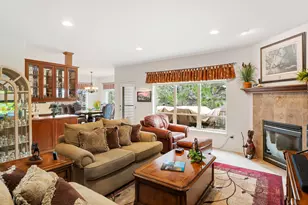 900 Victoria Falls Dr, Redmond, OR 97756 - Photo 8