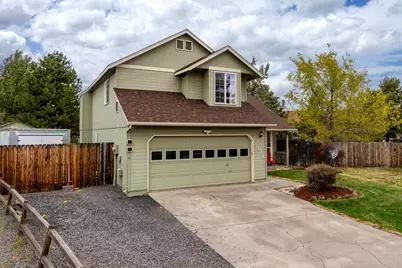 3128 NE Cromwell Court, Bend, OR 97701 - Photo 2