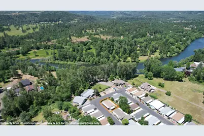20055 Highway 62 #UNIT 15, Shady Cove, OR 97539 - Photo 2