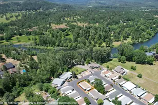 20055 Hwy 62, Shady Cove, OR 97539 - Photo 2