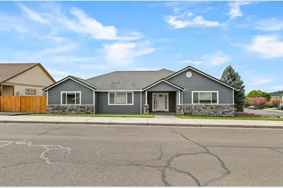 602 Barton Road, Eagle Point, OR 97524 - Photo 30