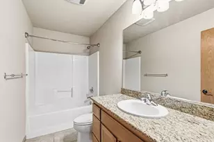 602 Barton Rd, Eagle Point, OR 97524 - Photo 22