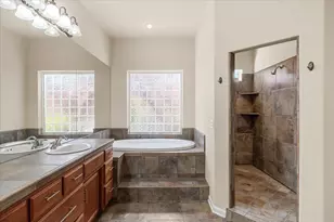 162 Bellerive Dr, Eagle Point, OR 97524 - Photo 14