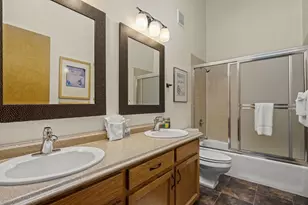 17755 Lake Aspen Ct, Sunriver, OR 97707 - Photo 16