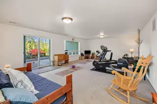 16445 Meadows Rd, White City, OR 97503 - Photo 34