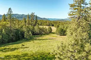 16445 Meadows Rd, White City, OR 97503 - Photo 2