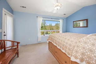 16445 Meadows Rd, White City, OR 97503 - Photo 18