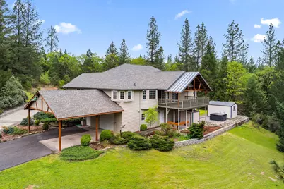 279 Palos Verdes Drive, Grants Pass, OR 97526 - Photo 1