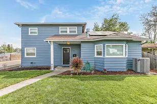 923 Jasper St, Medford, OR 97501 - Photo 2