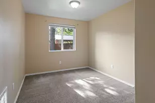 61009 Lodgepole Dr, Bend, OR 97702 - Photo 14