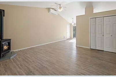 61009 Lodgepole Drive, Bend, OR 97702 - Photo 4