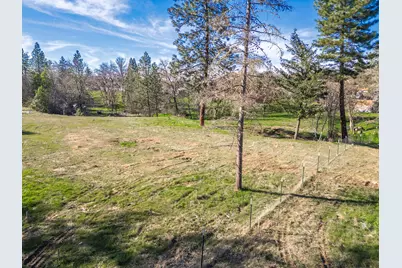 5017 Lane Creek Road #Parcel 2, Central Point, OR 97502 - Photo 2