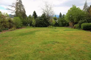 1701 NE Foothill Blvd, Grants Pass, OR 97526 - Photo 20