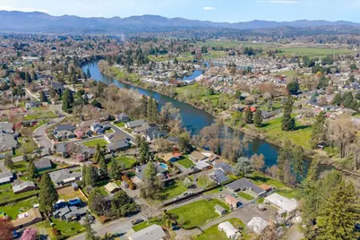 1300 Daisy Lane, Grants Pass, OR 97527 - Photo 46