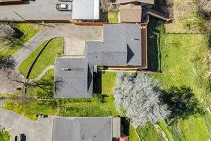 1300 Daisy Ln, Grants Pass, OR 97527 - Photo 50