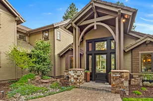 19570 Ball Butte Ct, Bend, OR 97702 - Photo 10