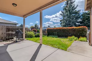 708 Isherwood Dr, Central Point, OR 97502 - Photo 22