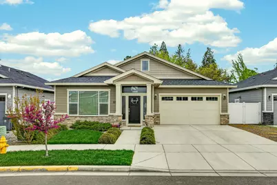 1175 Lindsey Court, Central Point, OR 97502 - Photo 1