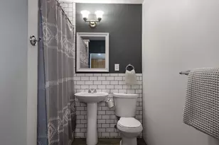 521 NW Georgia Ave, Bend, OR 97703 - Photo 14
