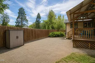 1203 4th Ave, Gold Hill, OR 97525 - Photo 28