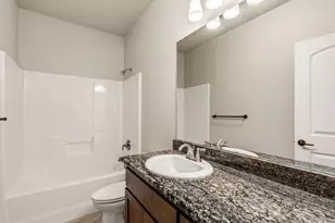 1350 Swayze Ln, Medford, OR 97501 - Photo 28