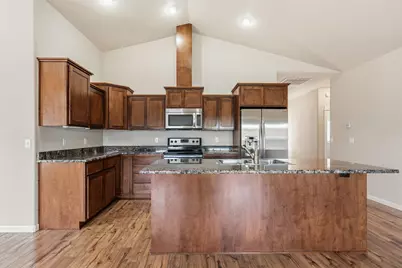 1350 Swayze Lane, Medford, OR 97501 - Photo 18