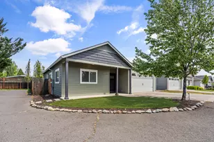 1350 Swayze Ln, Medford, OR 97501 - Photo 12