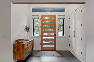 57752 Lassen Ln, Sunriver, OR 97707 - Photo 2
