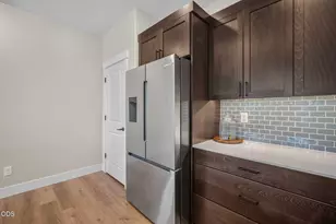 887 NW 18th Ct, Redmond, OR 97756 - Photo 28
