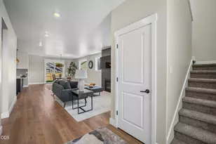 887 NW 18th Ct, Redmond, OR 97756 - Photo 10