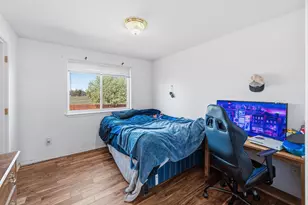 2113 NW 22nd St, Redmond, OR 97756 - Photo 24