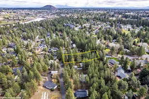 19955 Ashwood Dr, Bend, OR 97702 - Photo 32